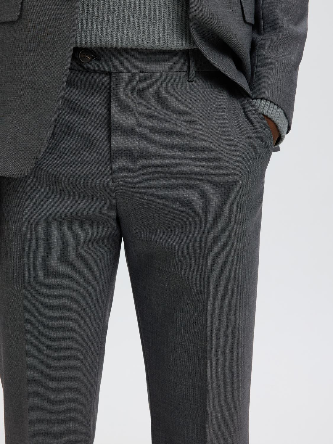 model_shot-detail